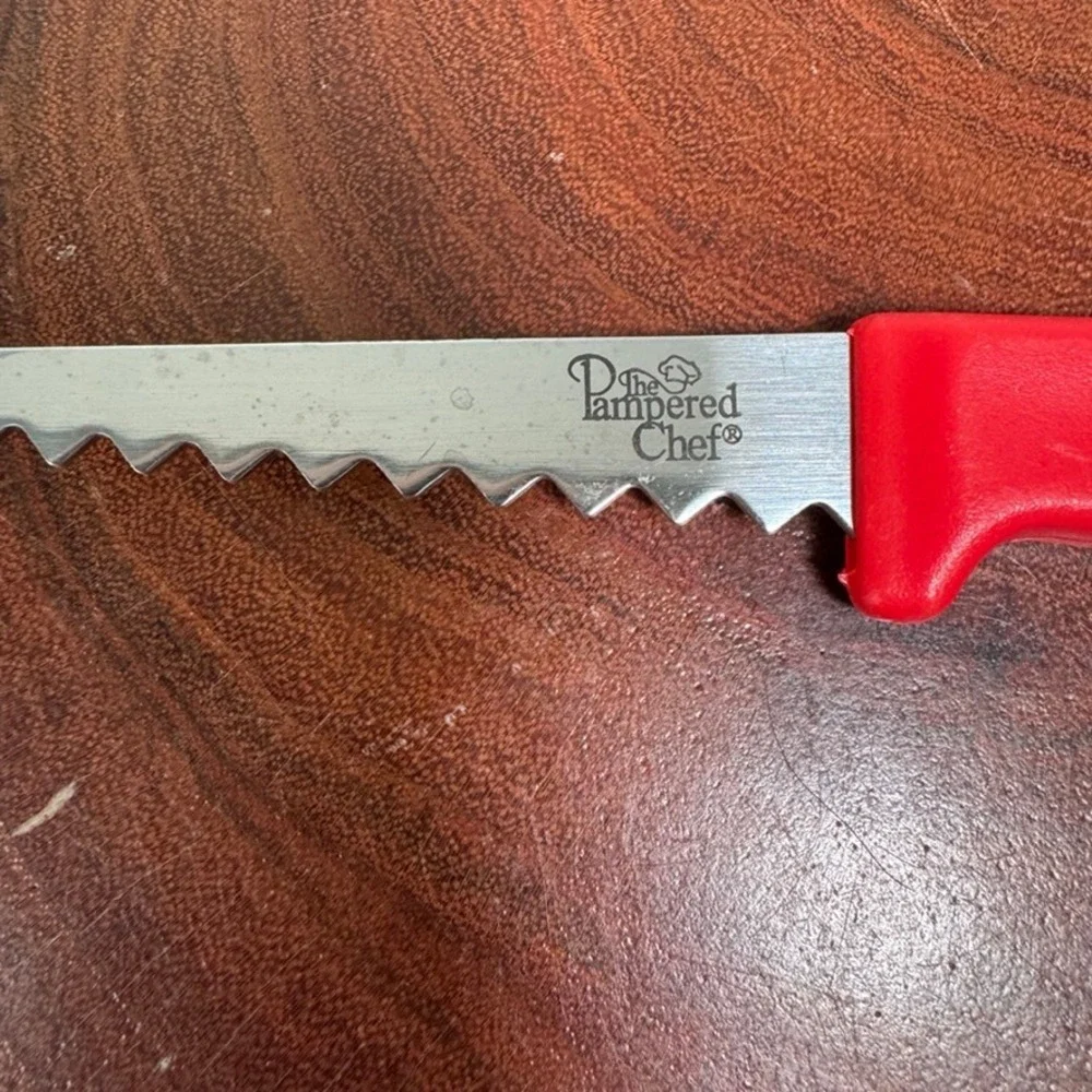Pampered Chef Quikut Serrated Paring Knife Red Handle 5115 Stainless Steel 6.5in
